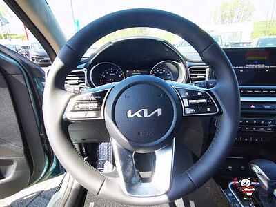 Kia Cee'd_sw 1,5T DCT Ultimate Edition +Style+Sound+Navi+17Zoll Ceed_sw