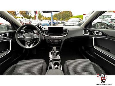 Kia Cee'd 1,5T DCT Ultimate +Style+Sound+Navi+17Zoll Ceed