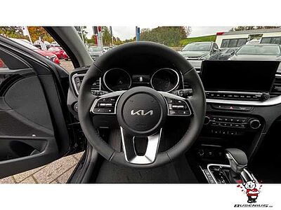 Kia Cee'd 1,5T DCT Ultimate +Style+Sound+Navi+17Zoll Ceed