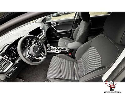 Kia Cee'd 1,5T DCT Ultimate +Style+Sound+Navi+17Zoll Ceed