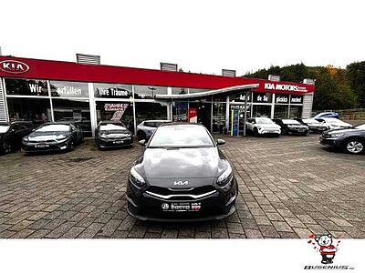 Kia Cee'd 1,5T DCT Ultimate +Style+Sound+Navi+17Zoll Ceed