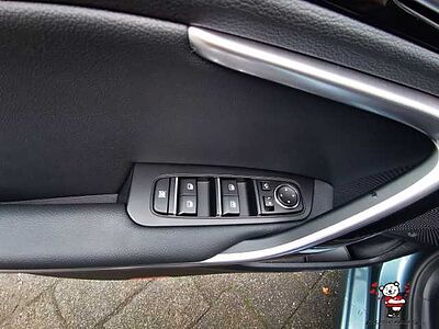 Kia Cee'd 1,5T DCT Ultimate +Style+Sound+Navi+17Zoll Ceed