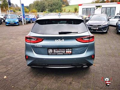 Kia Cee'd 1,5T DCT Ultimate +Style+Sound+Navi+17Zoll Ceed