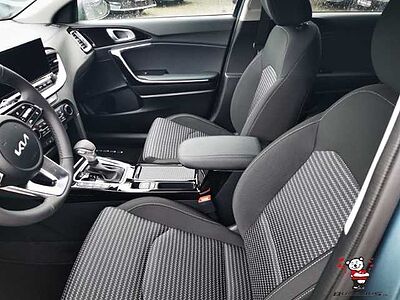 Kia Cee'd 1,5T DCT Ultimate +Style+Sound+Navi+17Zoll Ceed