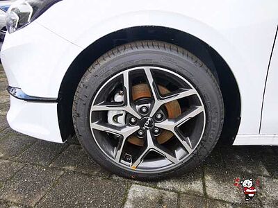 Kia Cee'd_sw 1,5T DCT Ultimate +Style+Sound+Navi Ceed_sw