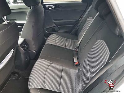 Kia Cee'd_sw 1,5T DCT Ultimate +Style+Sound+Navi Ceed_sw