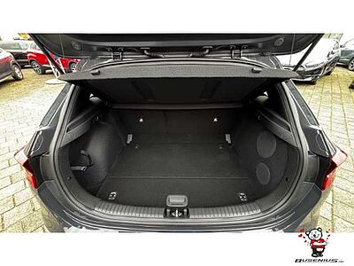 Kia Cee'd 1,5T DCT Ultimate +Style+Sound+Navi Ceed