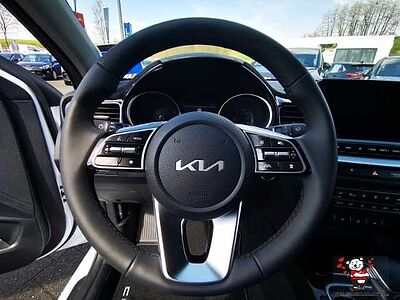 Kia Cee'd 1,0T DCT Ultimate  +NAVI+Bluetooth+16Zoll Ceed