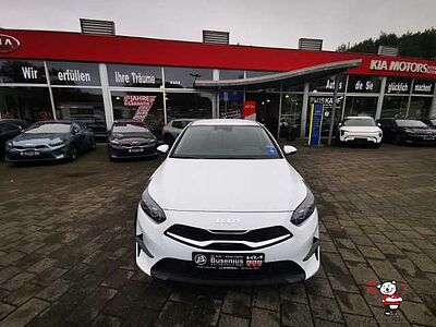 Kia Cee'd 1,5T DCT Ultimate +Style+Sound+Navi+17Zoll Ceed