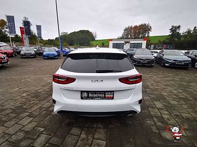 Kia Cee'd 1,5T DCT Ultimate +Style+Sound+Navi+17Zoll Ceed