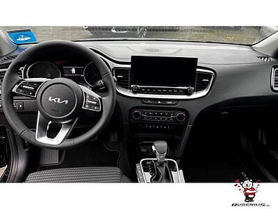 Kia Cee'd 1,5T DCT Ultimate +Style+Sound+Navi+17Zoll Ceed