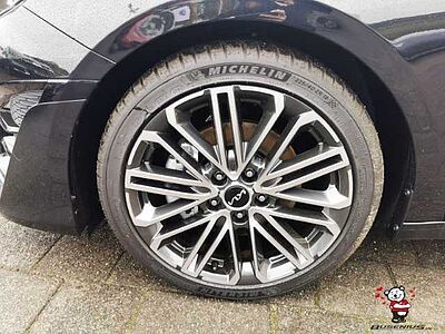 Kia Cee'd_sw 1,5T DCT GT-Line +Tech+Leder+Pano+18Zoll Ceed_sw