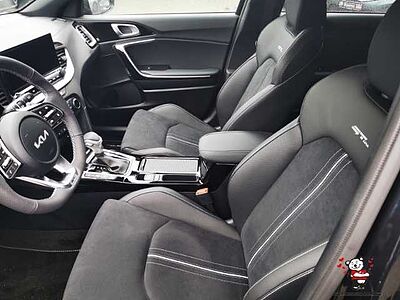 Kia Cee'd_sw 1,5T DCT GT-Line +Tech+Leder+Pano+18Zoll Ceed_sw