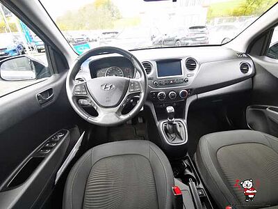 Hyundai i10 1.0 YES! Plus+Navi+Freisprech+SHZ+DAB